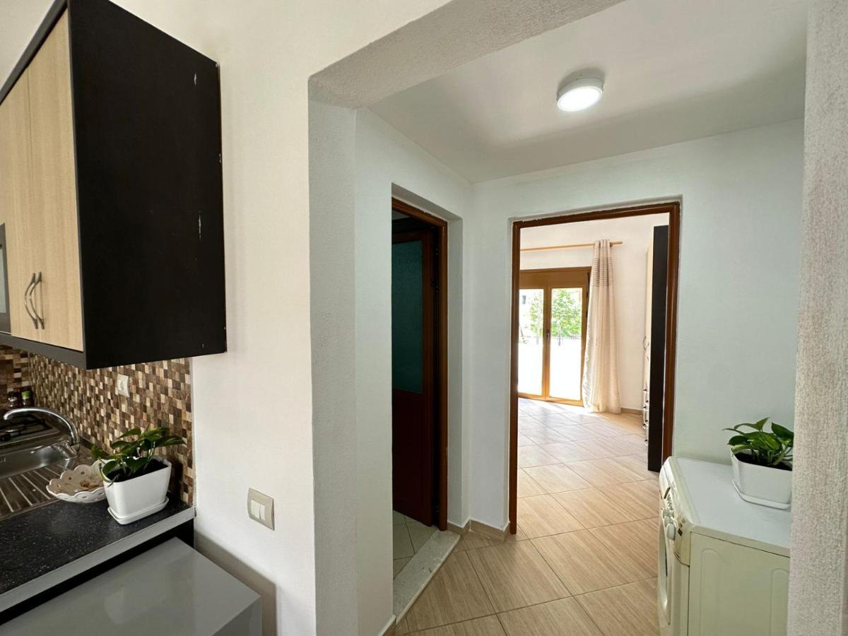 Vlora Villa With Private Parking Vlorë Exterior foto