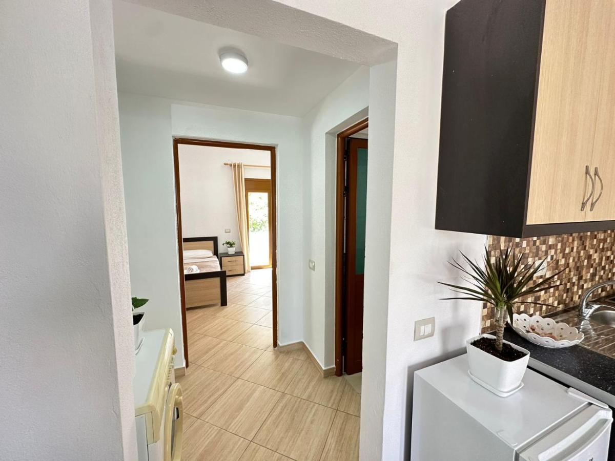 Vlora Villa With Private Parking Vlorë Exterior foto
