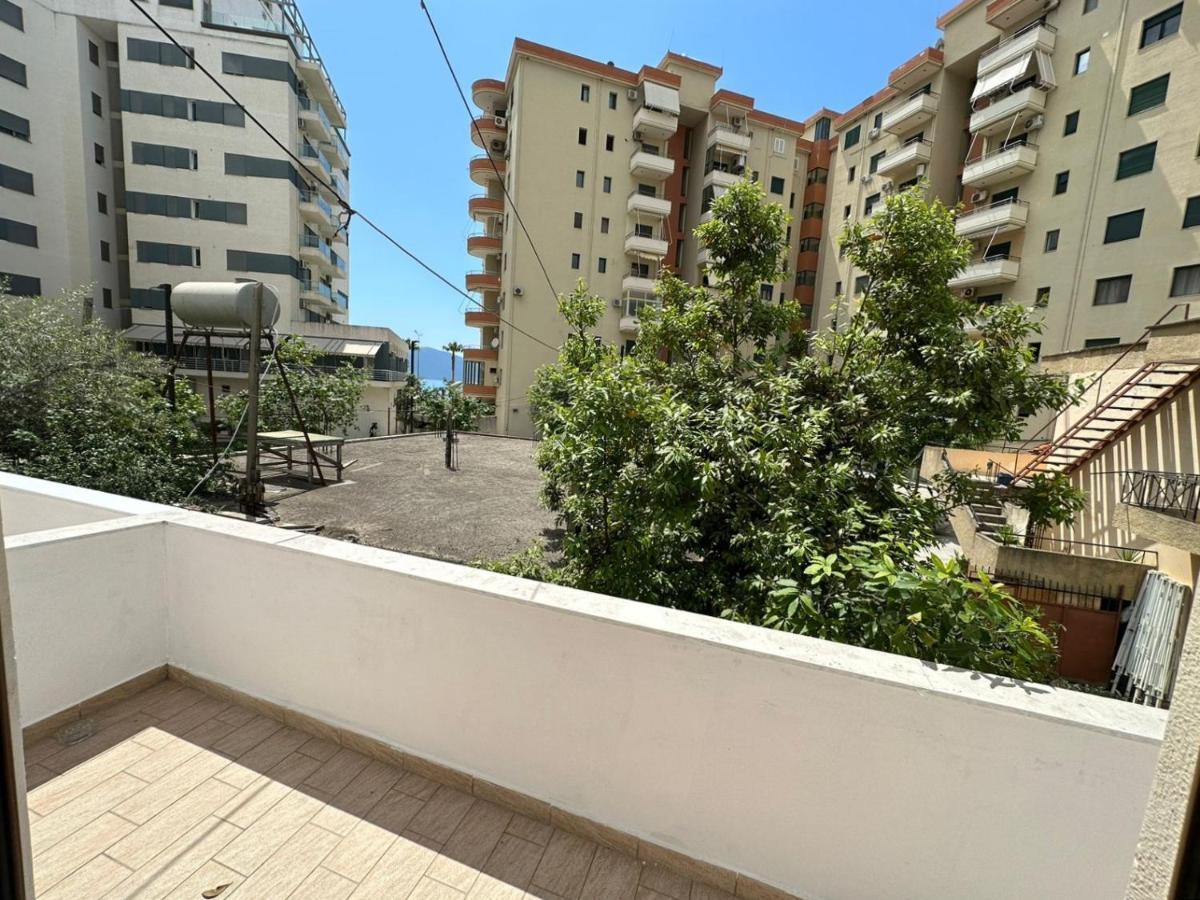 Vlora Villa With Private Parking Vlorë Exterior foto