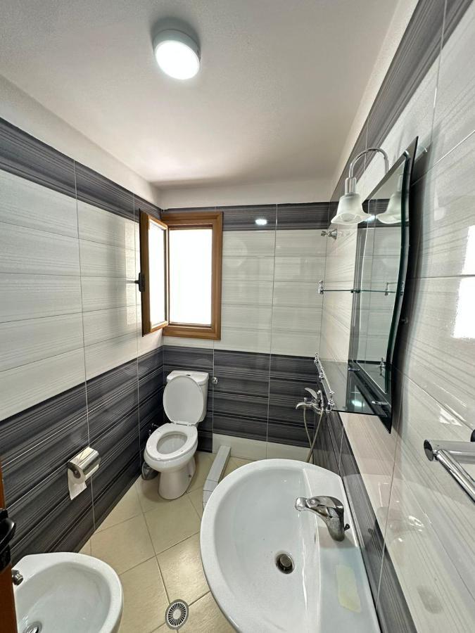 Vlora Villa With Private Parking Vlorë Exterior foto